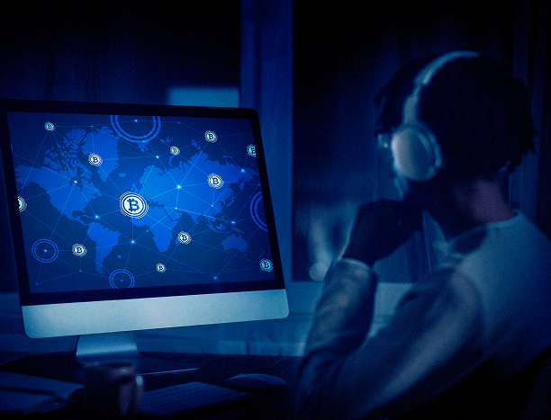 medium-shot-man-wearing-headphones