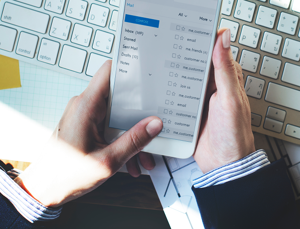 smart-phone-using-e-mail-online-messaging-concept